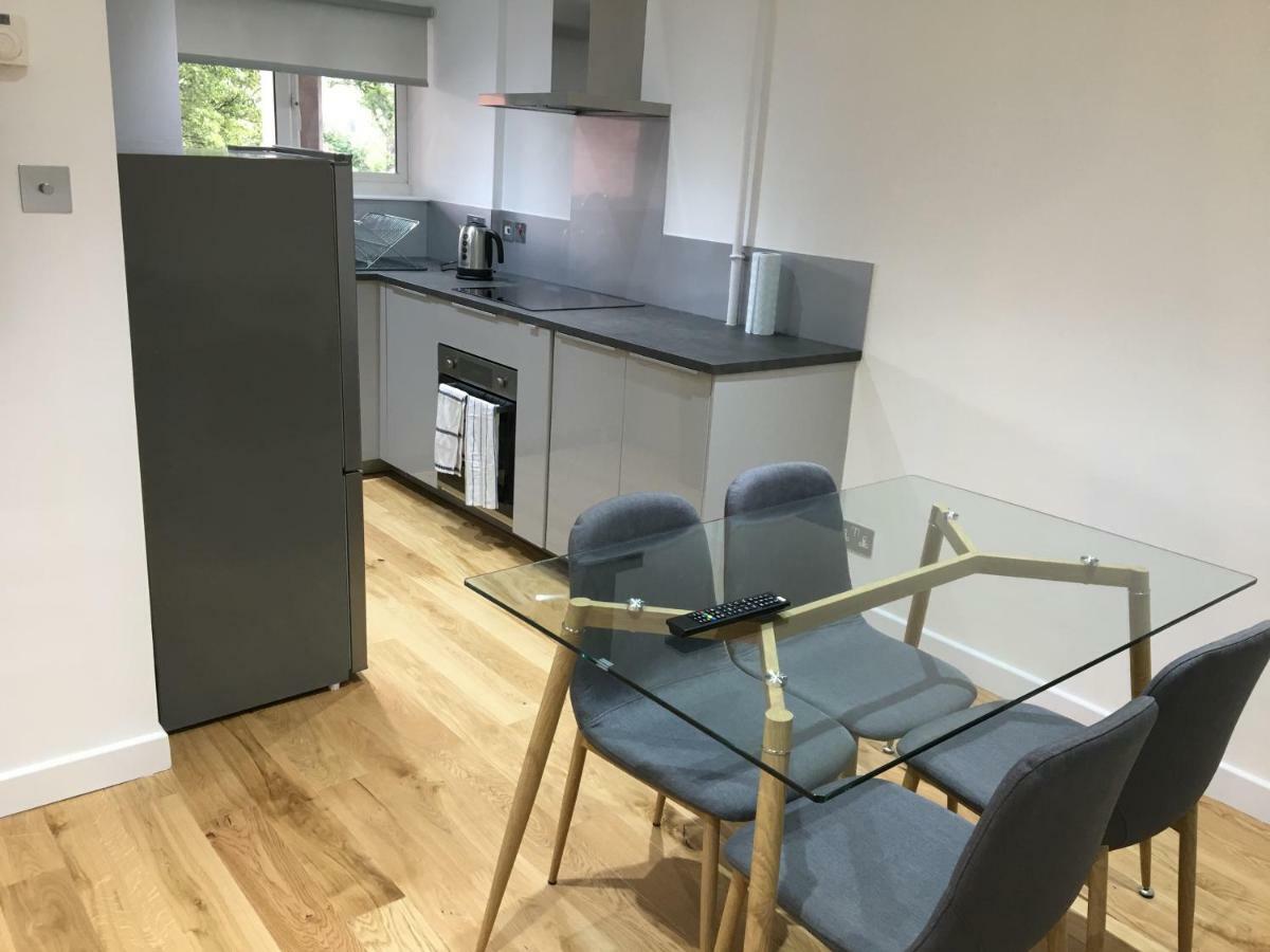 Perfect Modern Base Near All Attractions Apartment Лондон Екстериор снимка